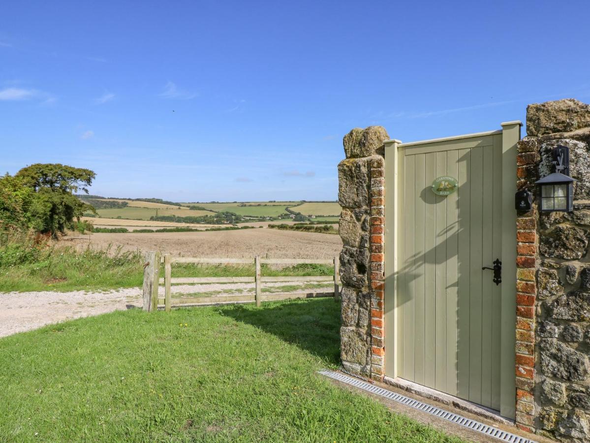 Garstons Barn Villa Newport  Exterior photo