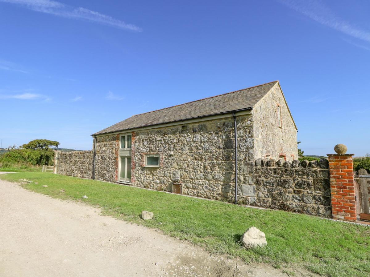 Garstons Barn Villa Newport  Exterior photo